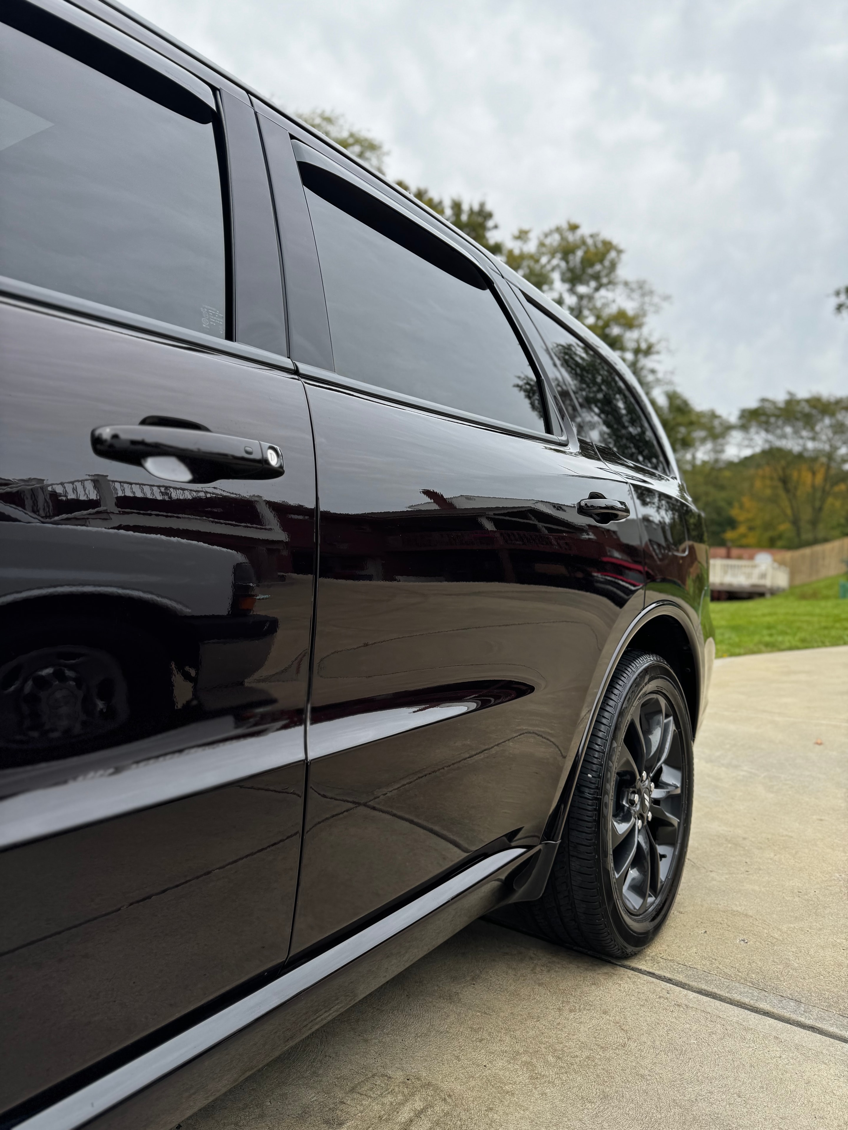 Obsidian Detailing — Dodge Durango side detail